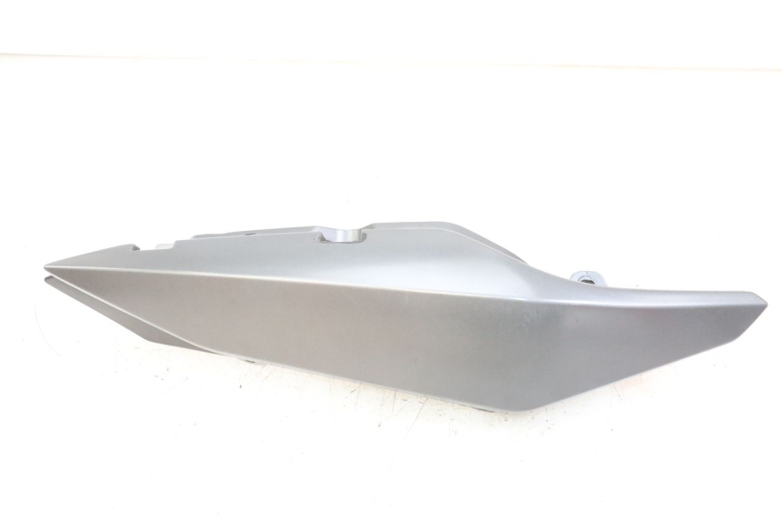 photo de PRAWY TYLNY BOK YAMAHA XJ6 ABS 600 (2008 - 2016) - Widok główny