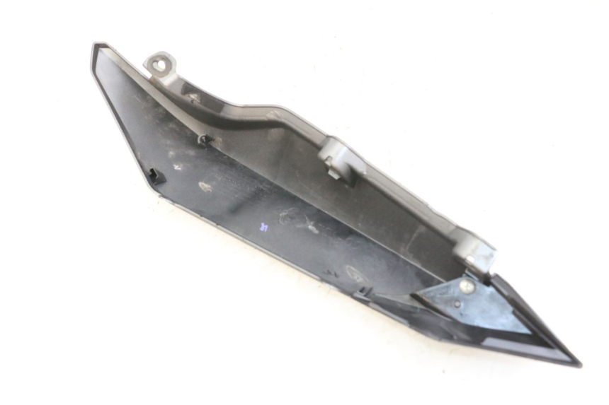 photo de PRAWY TYLNY BOK YAMAHA XJ6 ABS 600 (2008 - 2016) - Inny kąt widzenia