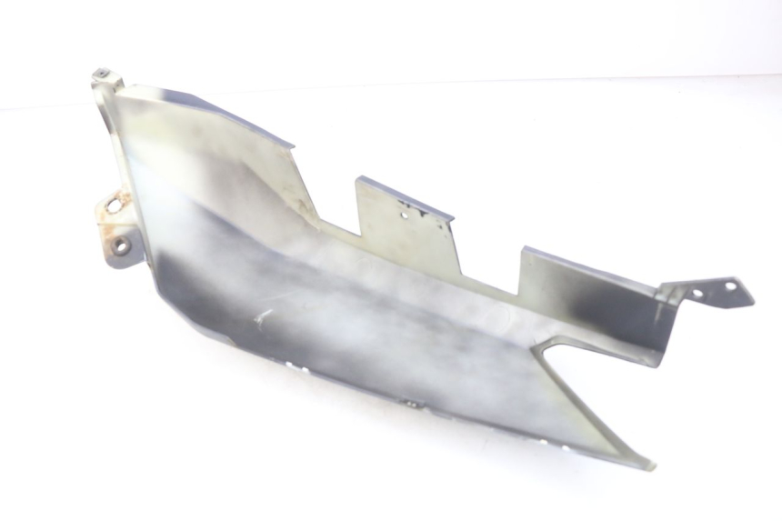 photo de PRAWY TYLNY BOK YAMASAKI YM T 125 (2015 - 2020) - Inny kąt widzenia