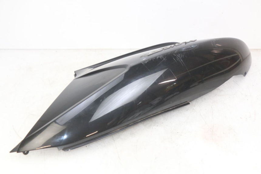 photo de PRAWY TYLNY BOK YAMAHA YP MAJESTY 125 (2007 - 2010) - Zbliżenie techniczne