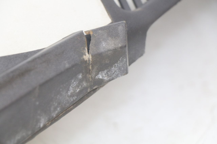 photo de PRAWY TYLNY BOK YIYING YY50QT-10 50 (2007 - 2022) - Część sprawdzona