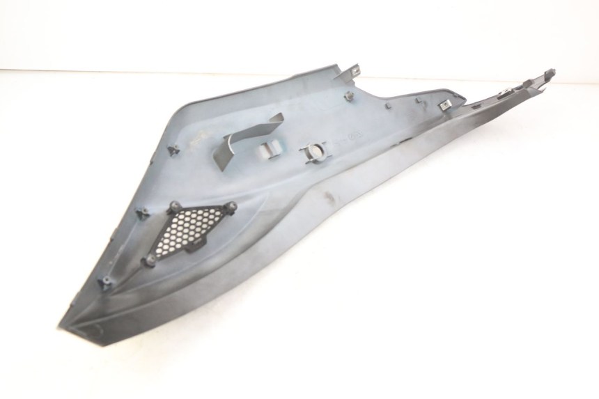 photo de LEWY TYLNY BOK KYMCO AGILITY 16+ 4T 50 (2018 - 2023) - Inny kąt widzenia