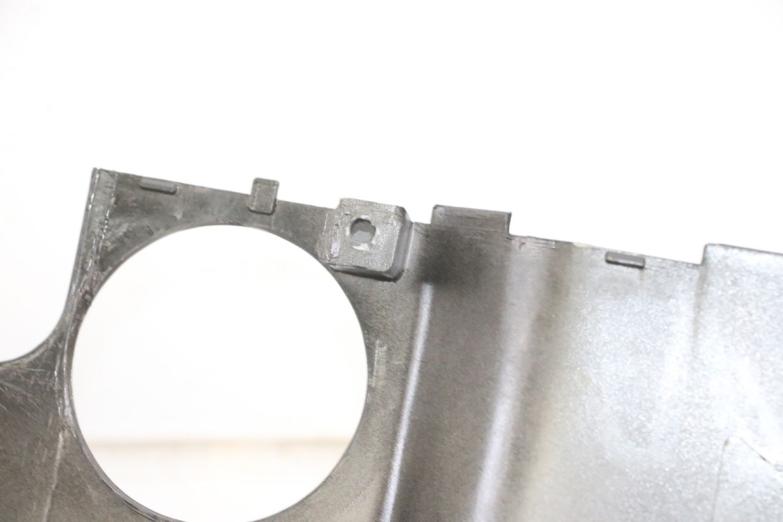 photo de LEWY TYLNY BOK KYMCO AGILITY 4T 50 (2005 - 2018) - Inny kąt widzenia