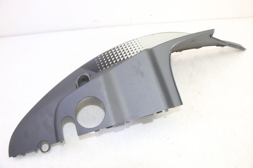 photo de LEWY TYLNY BOK KYMCO AGILITY 4T 50 (2018 - 2022) - Punkty mocowania