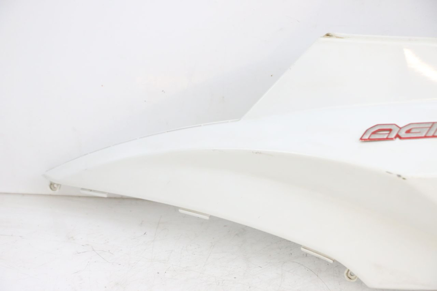 photo de LEWY TYLNY BOK KYMCO AGILITY RS 4T 50 (2009 - 2013) - Zbliżenie komponentów