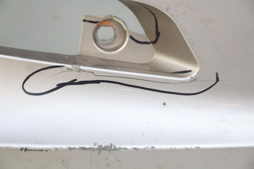 photo de LEWY TYLNY BOK ECCITY ARTELEC 670 1 (2013 - 2017) - Widok z bliska