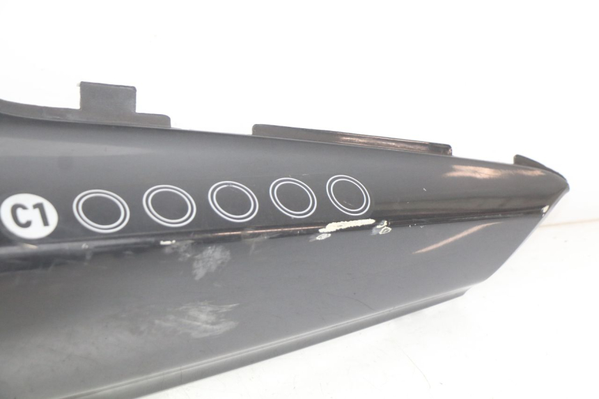 photo de LEWY TYLNY BOK BMW C1 125 (2000 - 2003) - Struktura - zbliżenie