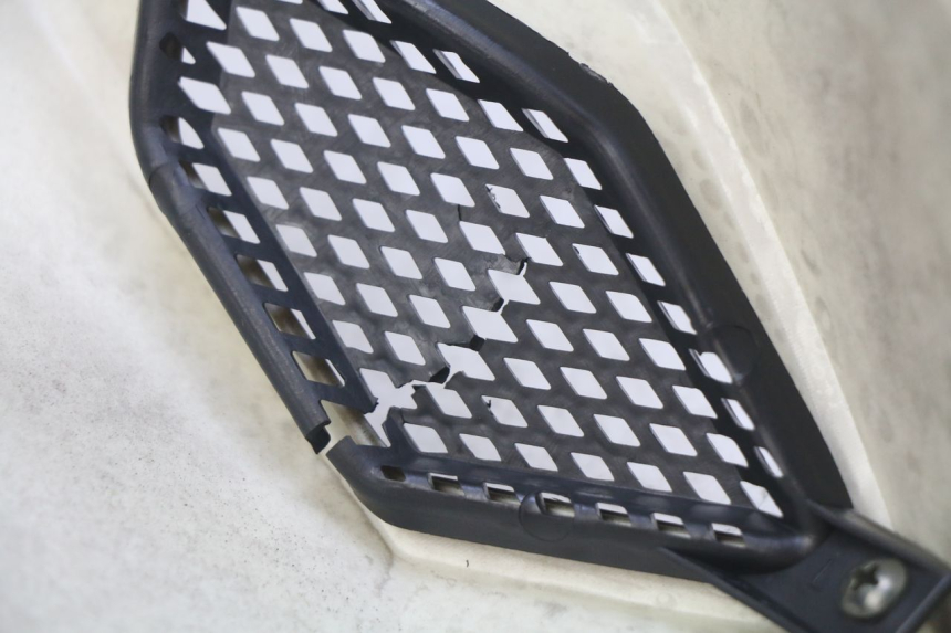 photo de LEWY TYLNY BOK ORCAL CAVARO 4T 50 (2019 - 2023) - Punkty mocowania