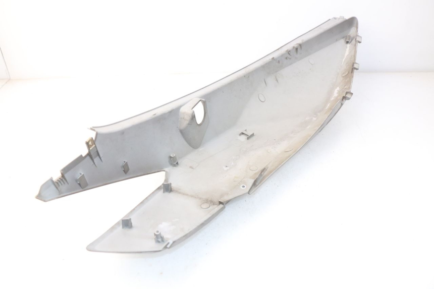 photo de LEWY TYLNY BOK KYMCO DINK STREET 125 (2009 - 2014) - Zoom stanu zużycia