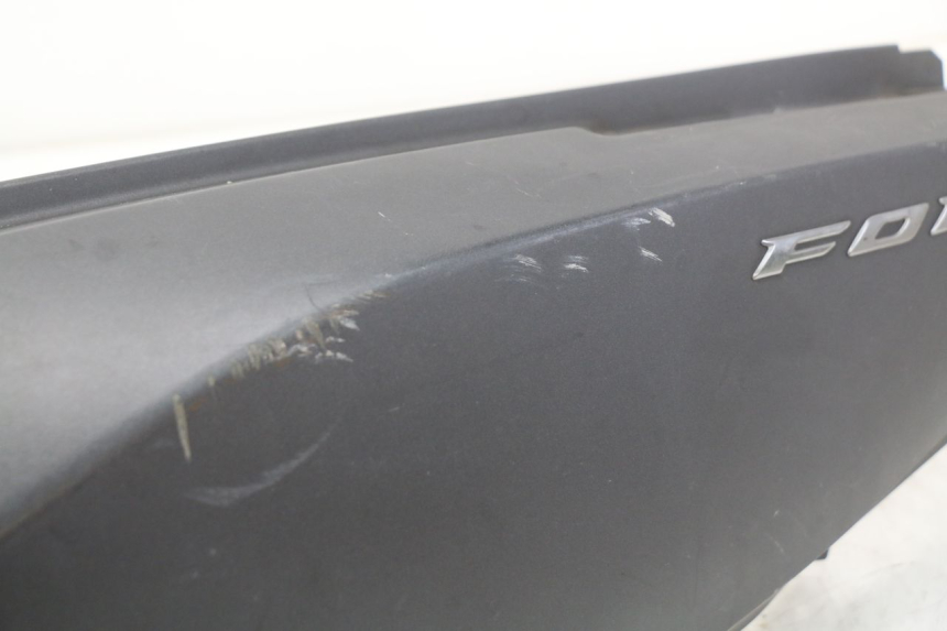 photo de LEWY TYLNY BOK HONDA FORZA 125 (2015 - 2016) - Punkty mocowania