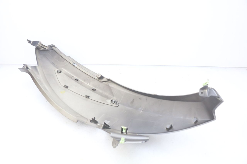 photo de LEWY TYLNY BOK PEUGEOT GEOPOLIS 400 (2007 - 2013) - Punkty mocowania