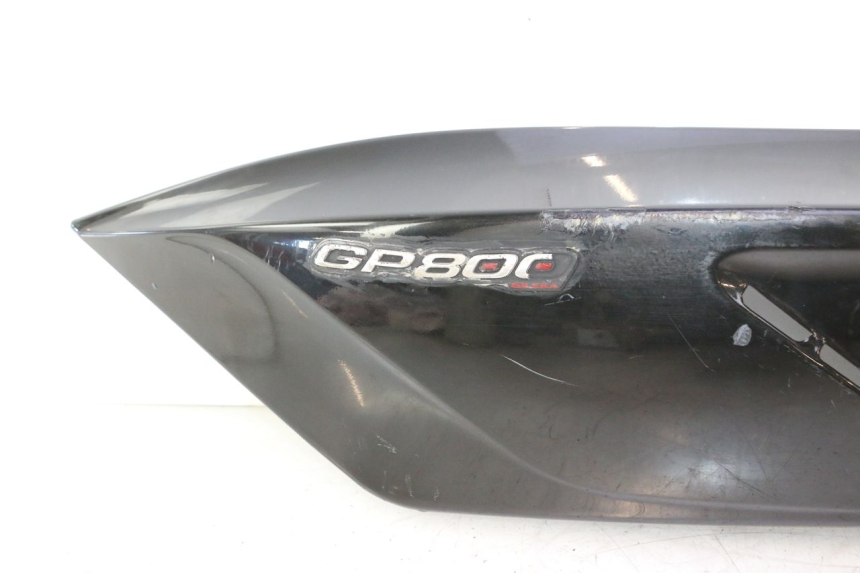 photo de LEWY TYLNY BOK GILERA GP 800 (2007 - 2013) - Inny kąt widzenia