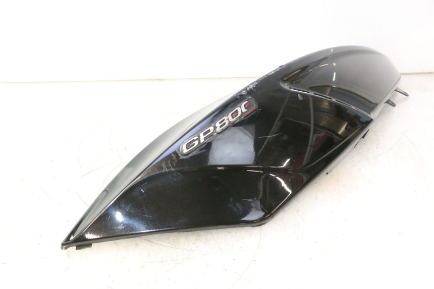 photo de LEWY TYLNY BOK GILERA GP 800 (2007 - 2013) - Zbliżenie techniczne