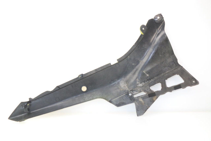 photo de LEWY TYLNY BOK SUZUKI GSXF GSX F 600 (1988 - 1997) - Alternatywny kąt