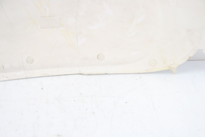 photo de LEWY TYLNY BOK JM MOTORS GT LINE 4T 50 (2021 - 2023) - Szczegóły charakterystyczne