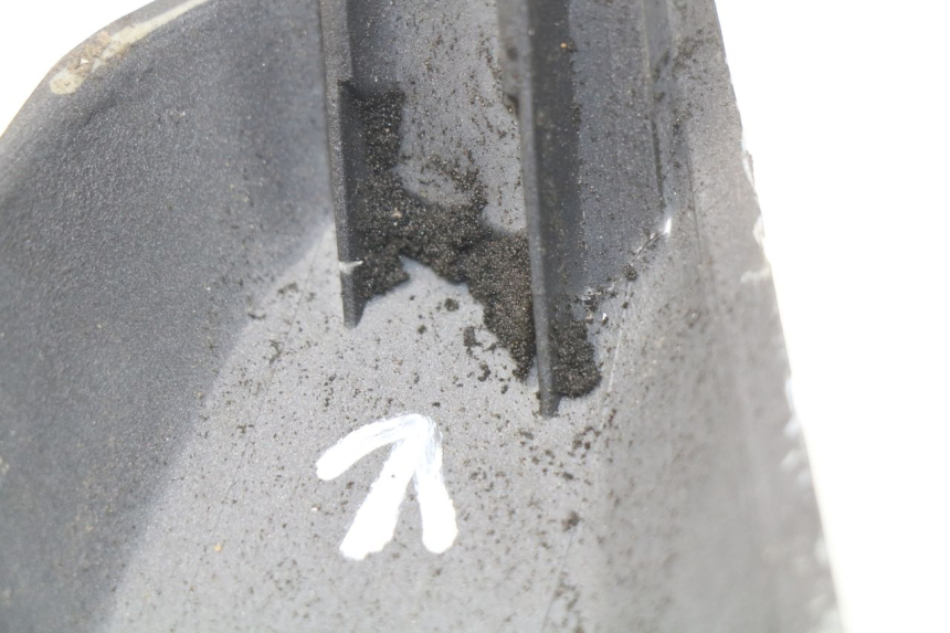 photo de LEWY TYLNY BOK SYM GTS EVO 125 (2009 - 2013) - Szczegół części