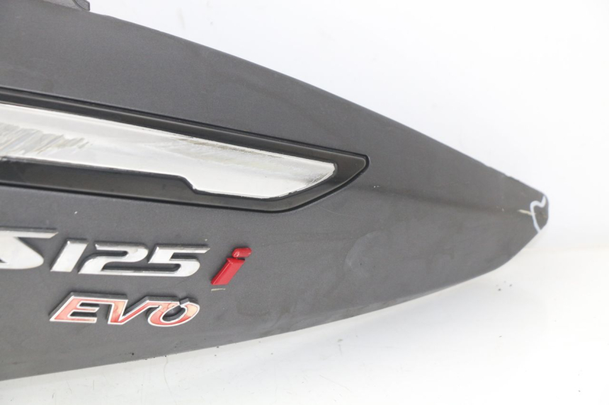 photo de LEWY TYLNY BOK SYM GTS EVO 125 (2009 - 2013) - Alternatywny kąt