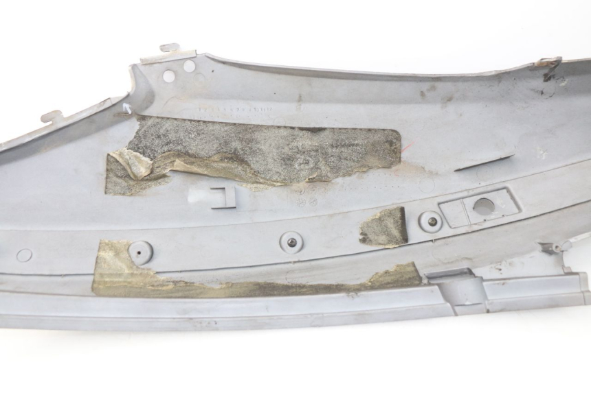 photo de LEWY TYLNY BOK SYM GTS EVO 125 (2009 - 2013) - Inny kąt widzenia