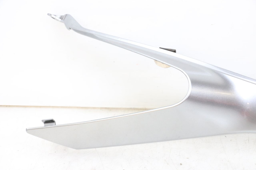 photo de LEWY TYLNY BOK HUSQVARNA SVARTPILEN 401 (2018 - 2023) - Stan powierzchni