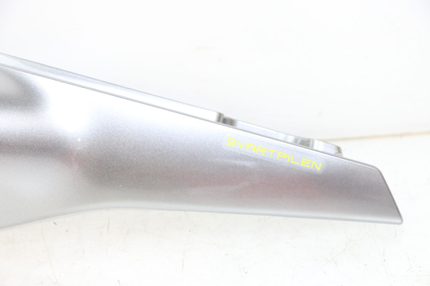 photo de LEWY TYLNY BOK HUSQVARNA SVARTPILEN 401 (2018 - 2023) - Część sprawdzona