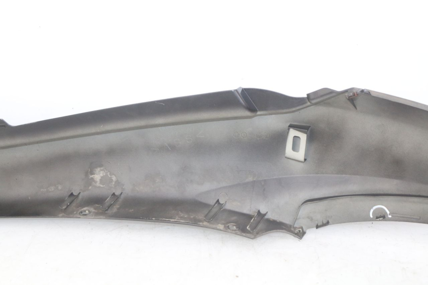 photo de LEWY TYLNY BOK YAMAHA HW XENTER 125 (2011 - 2017) - Zbliżenie techniczne