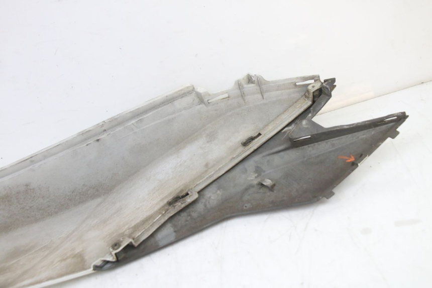 photo de LEWY TYLNY BOK SYM JET 14 4T 50 (2018 - 2022) - Oznaczenia i referencje