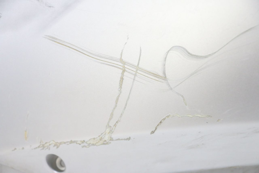 photo de LEWY TYLNY BOK PEUGEOT KISBEE 2T 50 (2018 - 2022) - Zbliżenie komponentów