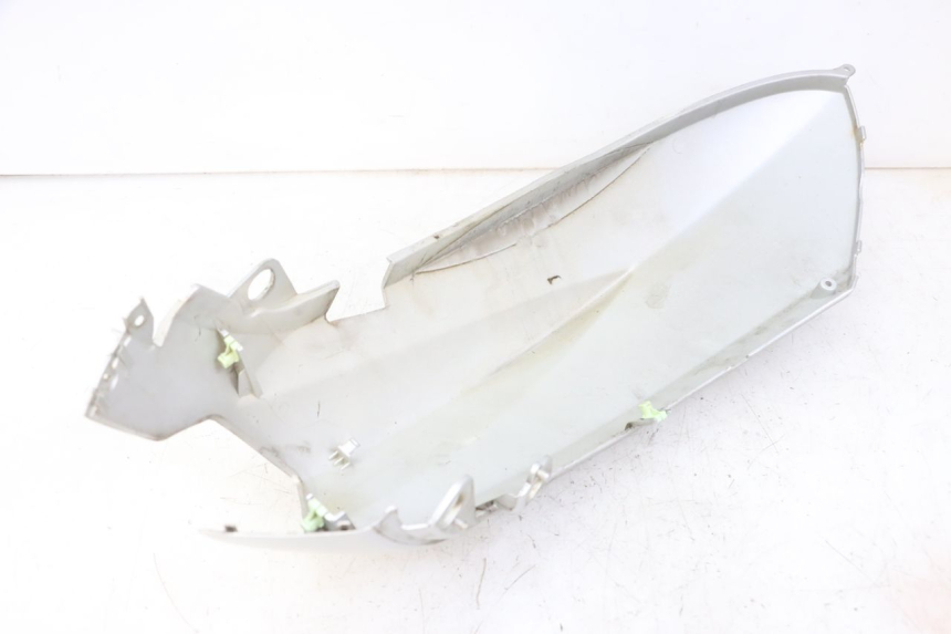 photo de LEWY TYLNY BOK PEUGEOT KISBEE 2T 50 (2018 - 2022) - Widok ogólny