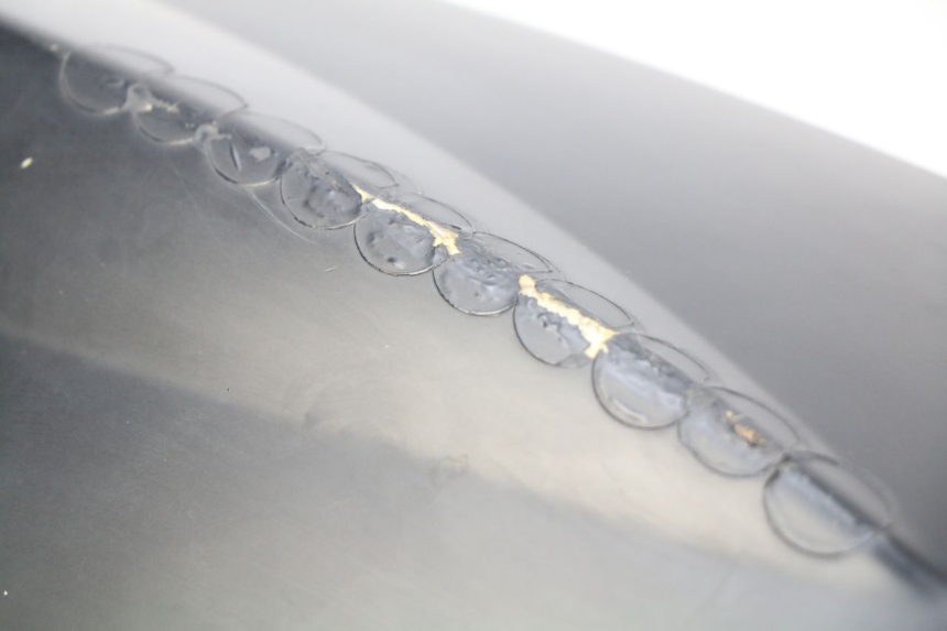 photo de LEWY TYLNY BOK PEUGEOT KISBEE 4T 50 (2010 - 2017) - Widok ogólny