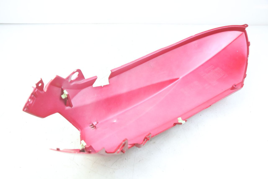 photo de LEWY TYLNY BOK PEUGEOT KISBEE 4T 50 (2018 - 2022) - Zbliżenie techniczne