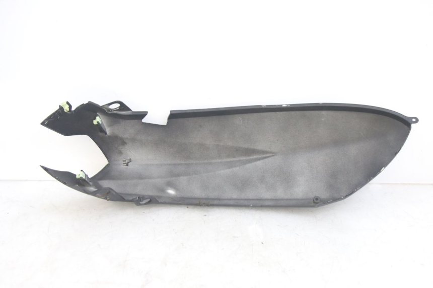 photo de LEWY TYLNY BOK PEUGEOT KISBEE 4T 50 (2010 - 2017) - Szczegół części