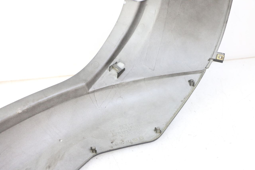 photo de LEWY TYLNY BOK KYMCO PEOPLE S 125 (2000 - 2008) - Punkty mocowania