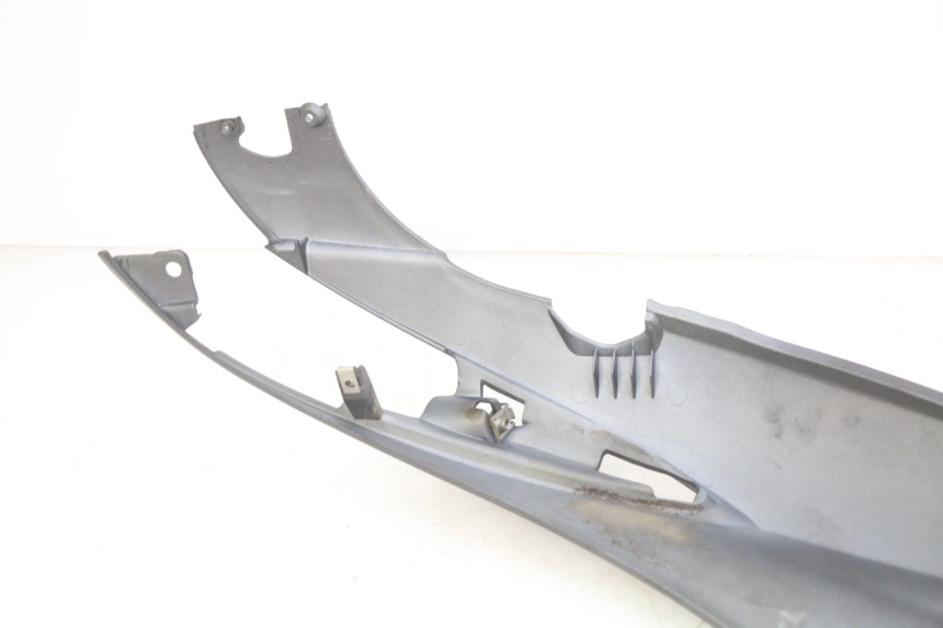 photo de LEWY TYLNY BOK PIAGGIO LIBERTY IGET 4T 50 (2015 - 2020) - Inny kąt widzenia