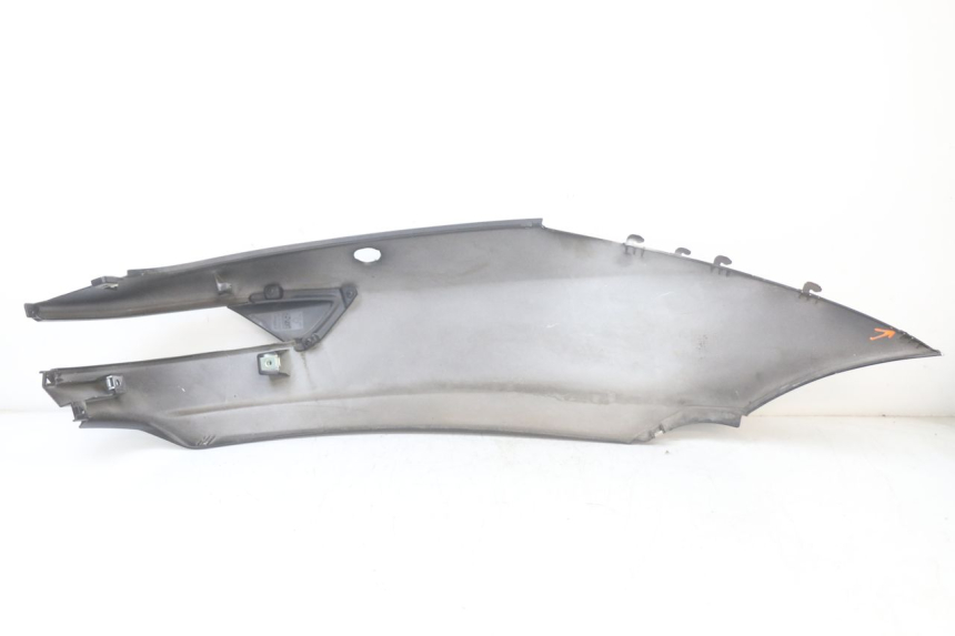 photo de LEWY TYLNY BOK PIAGGIO MP3 HPE 350 (2018 - 2020) - Punkty mocowania