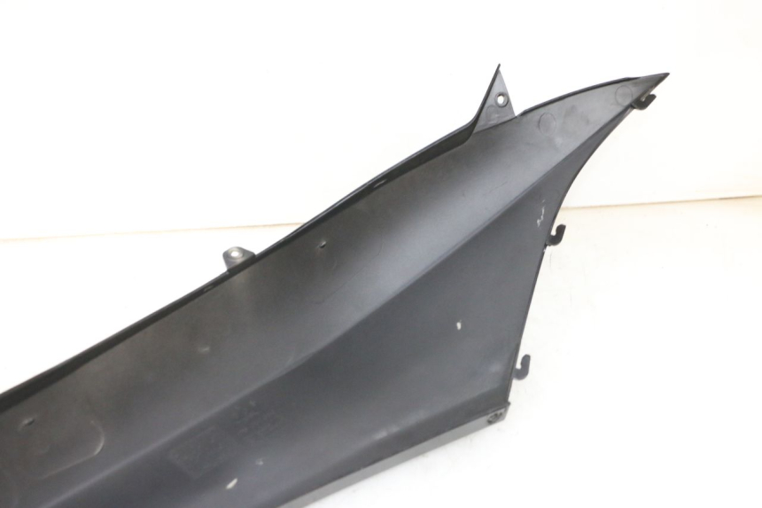 photo de LEWY TYLNY BOK PIAGGIO MP3 HPE 300 (2019 - 2026) - Zoom stanu zużycia