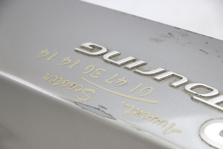 photo de LEWY TYLNY BOK PIAGGIO MP3 LT 300 (2010 - 2016) - Zoom stanu zużycia