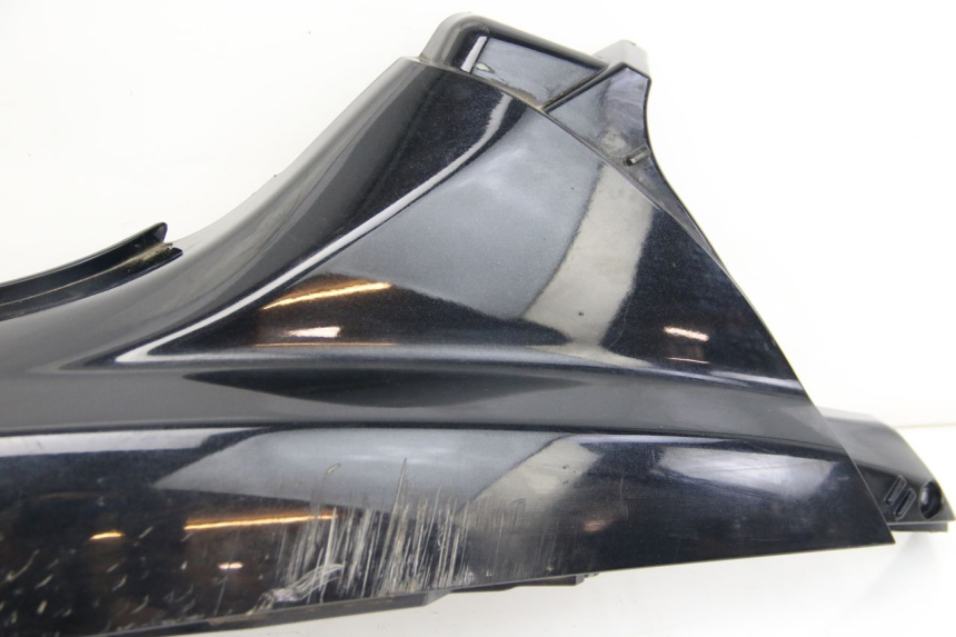 photo de LEWY TYLNY BOK PIAGGIO MP3 125 (2006 - 2014) - Szczegół części