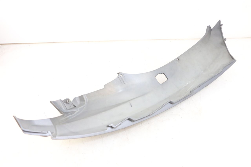 photo de LEWY TYLNY BOK PIAGGIO MP3 500 (2011 - 2015) - Zbliżenie techniczne