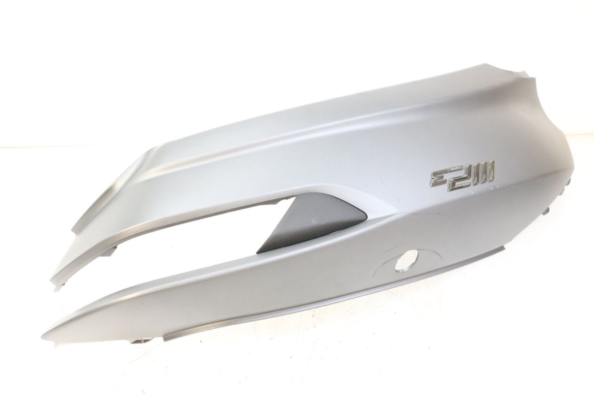 photo de LEWY TYLNY BOK PIAGGIO MP3 500 (2014 - 2017) - Zbliżenie komponentów
