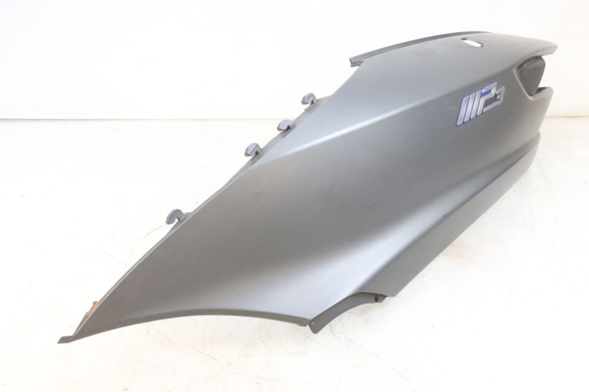 photo de LEWY TYLNY BOK PIAGGIO MP3 500 (2016 - 2018) - Widok z bliska