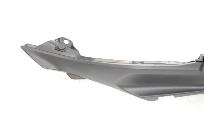 photo de LEWY TYLNY BOK YAMAHA MT-07 MT07 ABS 700 (2018 - 2020) - Szczegół części