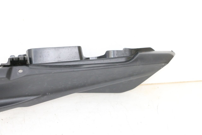 photo de LEWY TYLNY BOK YAMAHA MT-07 MT07 ABS 700 (2018 - 2020) - Zoom stanu zużycia