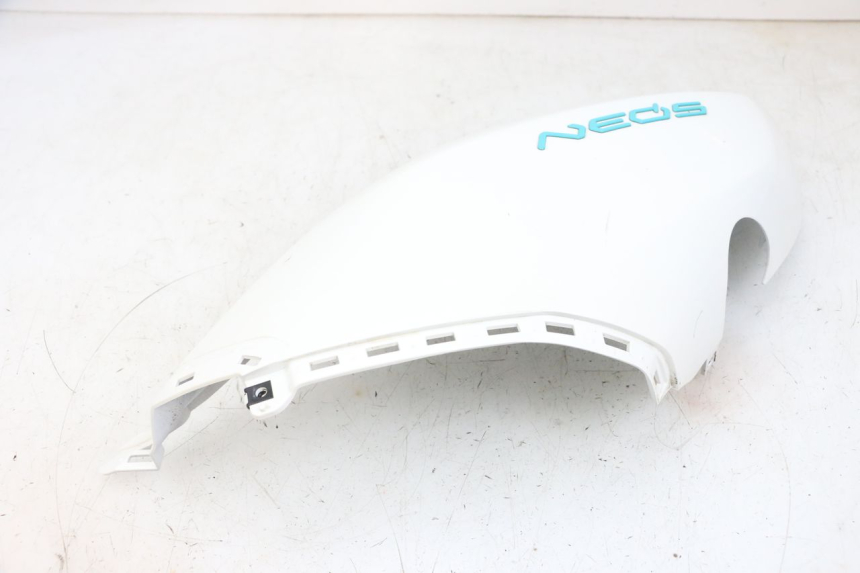 photo de LEWY TYLNY BOK YAMAHA NEO'S CORE 1 (2022 - 2026) - Szczegóły charakterystyczne