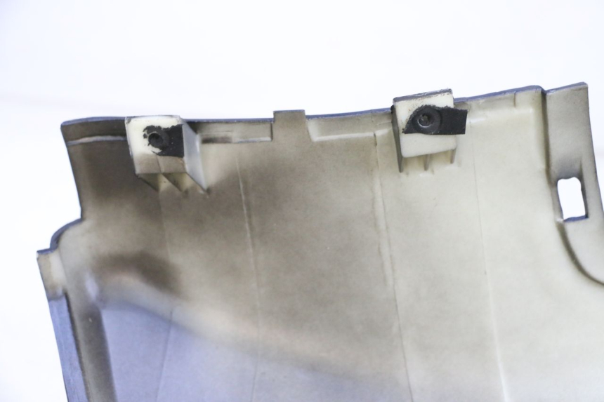 photo de LEWY TYLNY BOK JM MOTORS OLDIES GT 4T 50 (2018 - 2025) - Punkty mocowania