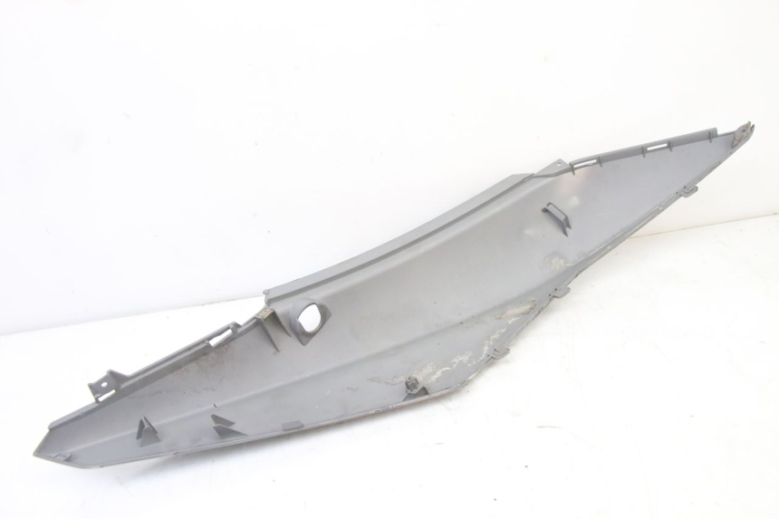 photo de LEWY TYLNY BOK SYM ORBIT III 3 4T 50 (2021 - 2025) - Punkty mocowania