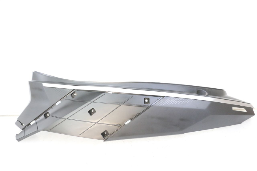 photo de LEWY TYLNY BOK PEUGEOT TWEET 4T 50 (2023 - 2025) - Widok główny