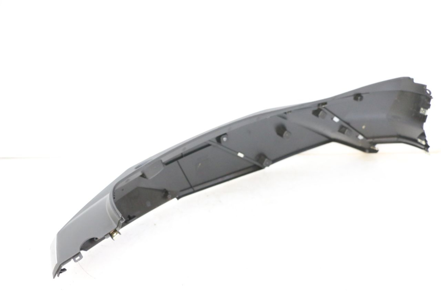 photo de LEWY TYLNY BOK PEUGEOT TWEET 4T 50 (2023 - 2025) - Szczegóły charakterystyczne