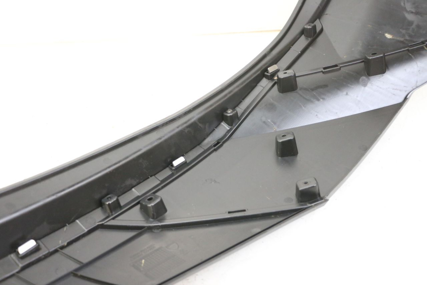 photo de LEWY TYLNY BOK PEUGEOT TWEET 4T 50 (2023 - 2025) - Punkty mocowania