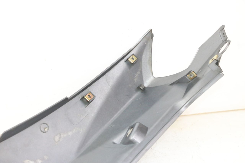 photo de LEWY TYLNY BOK PEUGEOT TWEET 4T 50 (2014 - 2019) - Inny kąt widzenia