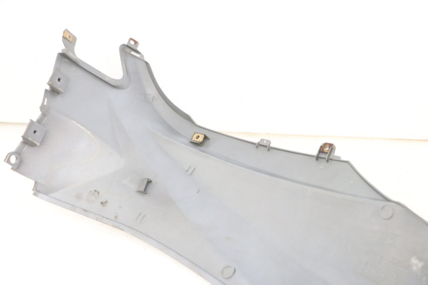 photo de LEWY TYLNY BOK PEUGEOT TWEET 4T 50 (2014 - 2019) - Zbliżenie techniczne